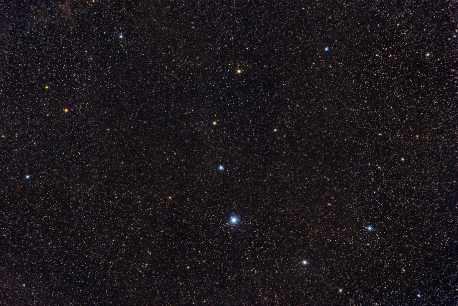 La constellation de la Couronne Boréale.
APN Sony A7III et objectif Samyang 135mm f/1.8 sur monture ZWO AM5.
ISO 3200, 22x60s