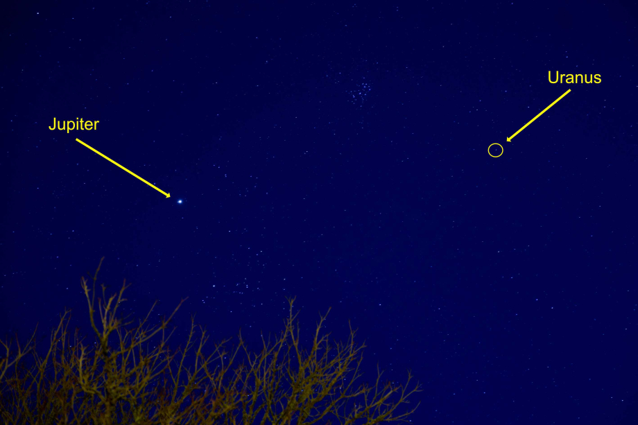 Constellation du Taureau avec Jupiter, Aldebaran, les Pléiades et Uranus !
Sony A7IV et objectif Sigma 28-70