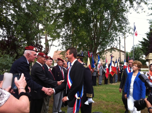 remerciement porte drapeau.JPG