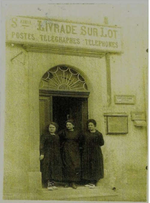 postières 1910.jpg