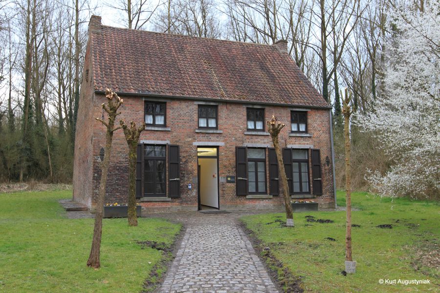 Cette maison à été rénovée et transformée en petit musée.....