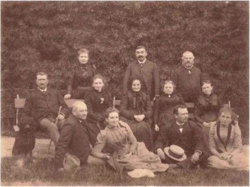 1891 Famille Perrin Adultes SEGOND Revu.jpg