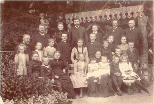 1891 Famille Perrin SEGOND Revu.jpg