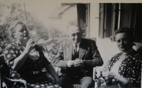 1939 Nénée Favre Georges et Mimi Cuny à Menthon sur la galerie – Août 1939-DSC04843 RECADRE.jpg