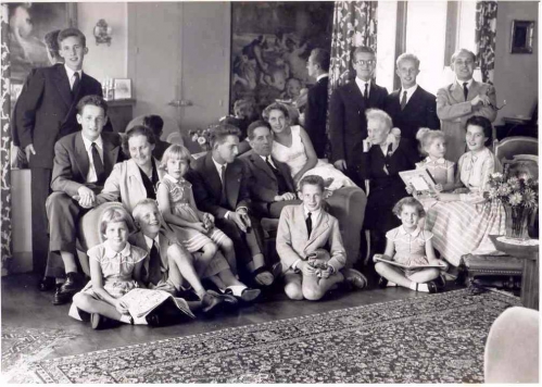 1956 Famille Jean Favre.jpg