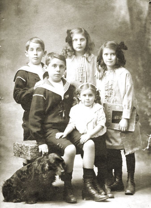 1912 famille Edouard Favre ROGNE.jpg