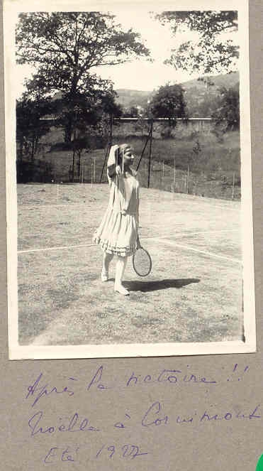 1927-Noelle au tennis A1-58-2.jpg