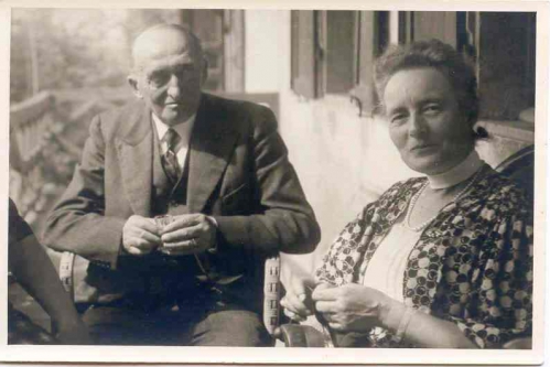 1939 Georges et Marie Cuny à Menthon Revue.jpg