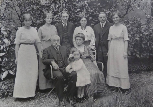 1913 Famille Vautrin NEW.jpg