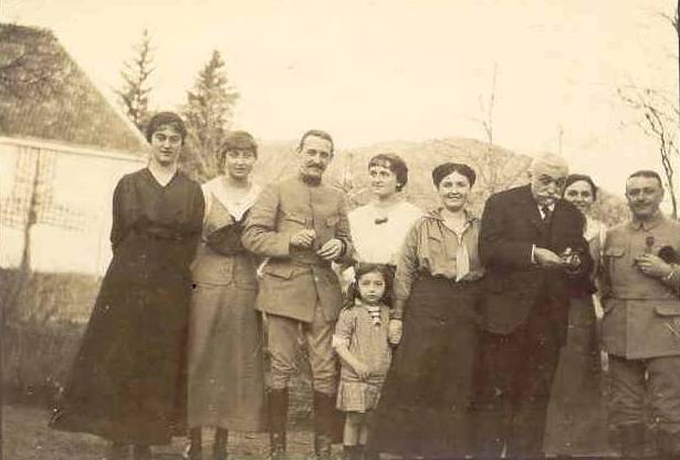1916 Famille Vautrin Saulxures.jpg