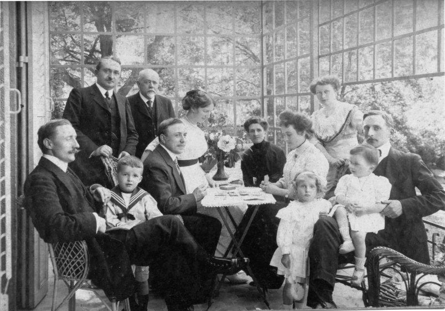 1912-Famille Boucher N&B-051 Corrigee.jpg