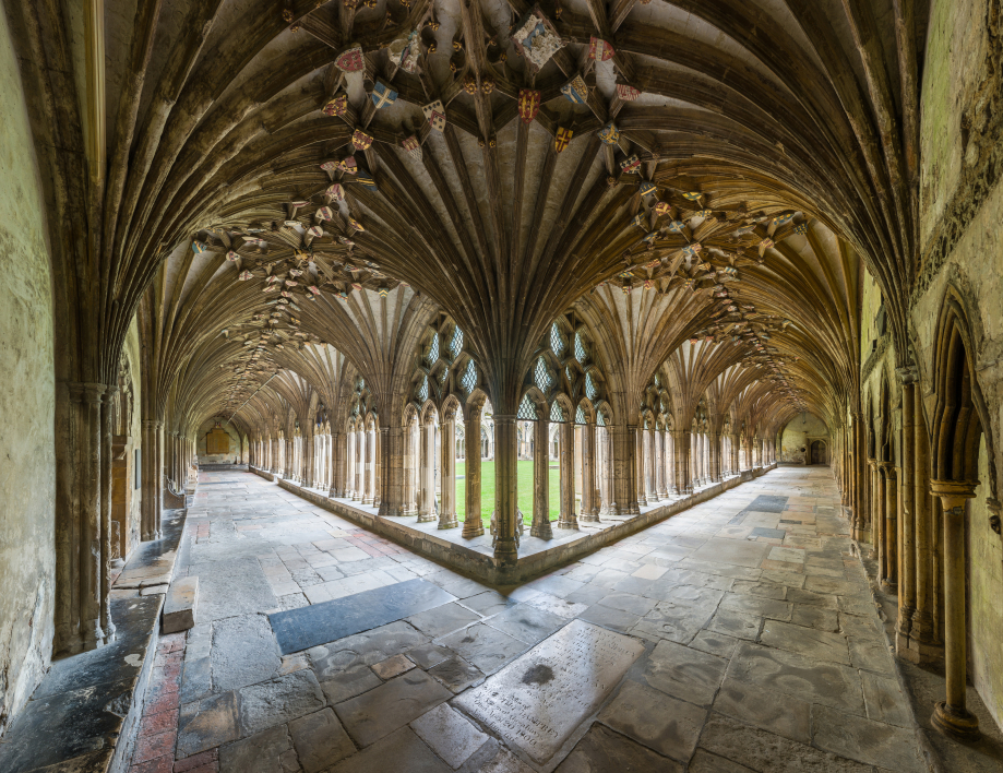 Canterbury_Cathedral_Cloisters,_Kent,_UK_-_Diliff