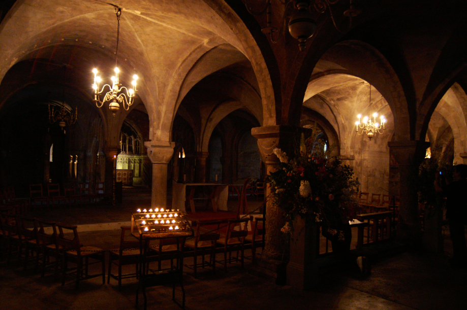 Canterbury_Cathedral_Crypt1