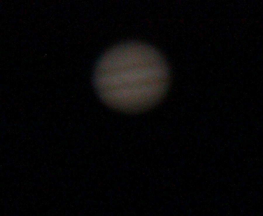 Agrandissement d'une photo de Jupiter au télescope 150/750 : Oculaire 6,3mm et lentille de Barlow x2