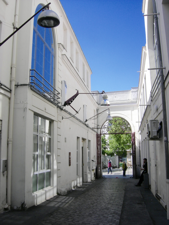 PARIS 11ème - MAISON DE MÉTALLOS, RUE JEAN PIERRE TIMBAUD