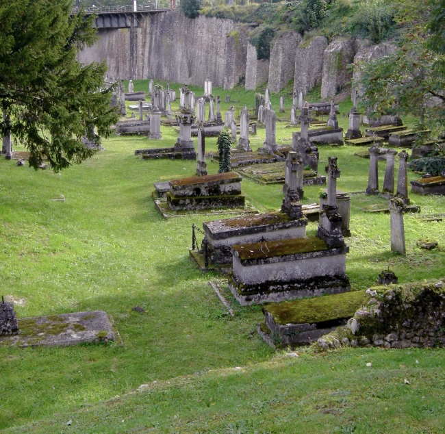 Le cimetière ancien à ÉTAMPES