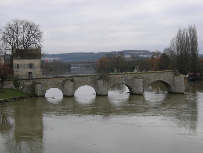 le pont vieux et l'octroy à LIMAY