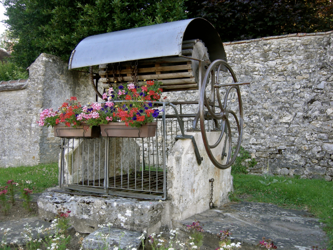 le puits à AMPONVILLE