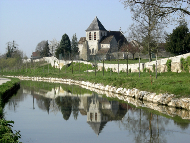 Le canal de l'Ourcq à CHARMENTRAY