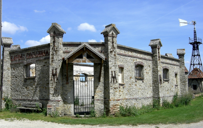 Le grand lavoir de MARLES EN BRIE