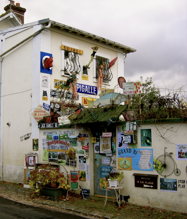 Maison ubuesque à BOIS LE ROI