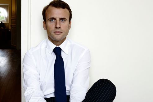 E MAcron.jpg