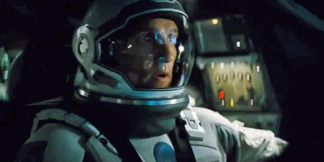 why-christopher-nolan-insisted-on-making-interstellar-available-on-old-school-film.png
