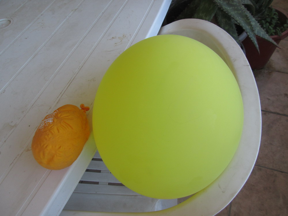 Ballon jaune.jpg