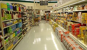 290px-Supermarket_beer_and_wine_aisle.jpg