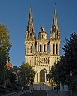 cathédrale d'Angers.jpg