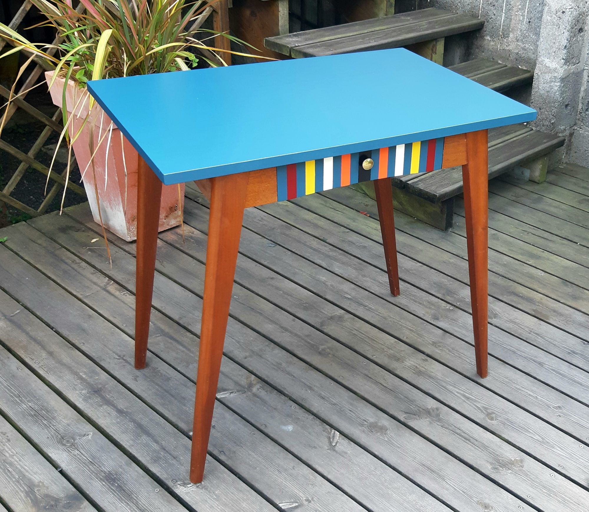 table-tiroir-couleurs