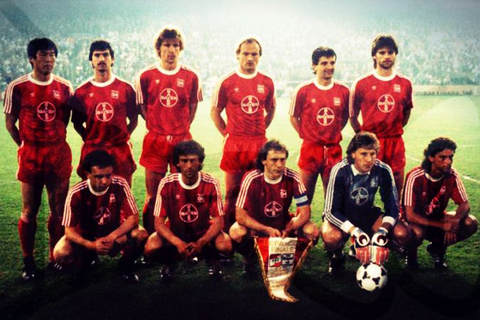 Bayer Leverkusen 1988.jpg