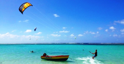 2013-kitesurf-paradise-mauritius-palmar-belle-mare-0005-copie_Snapseed-1024x528.jpg