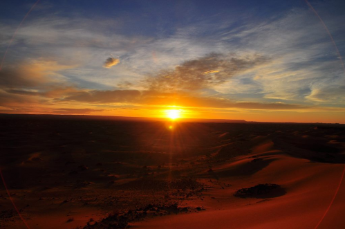 Coucher de soleil dans le désert.PNG