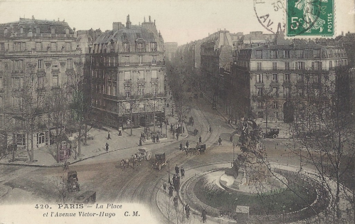 Place et l'Avenue Victor-Hugo2.PNG