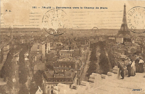 Panorama vers le Champ de Mars.PNG