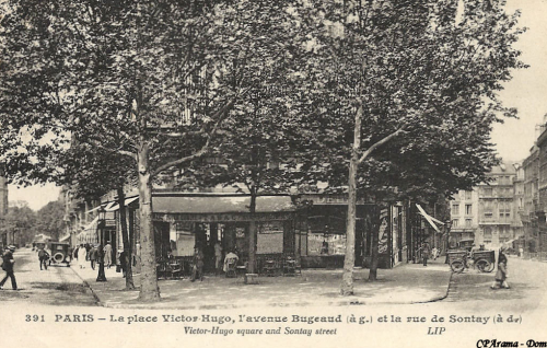 place Victor-Hugo l'avenue Bugeaud à g. et la rue de Sontay à d..PNG