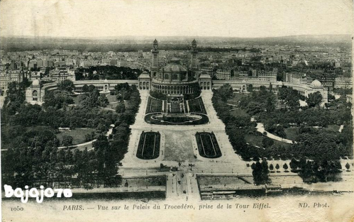 Vue sur le Palais du Trocadero prise de la Tour Eiffel.PNG