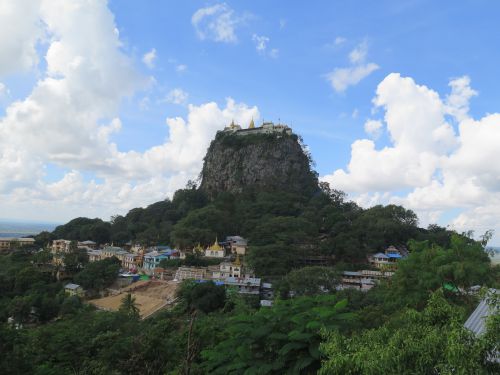 LE MONT POPA