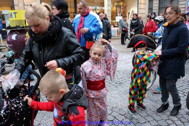 Carnaval Châlons 2.jpg