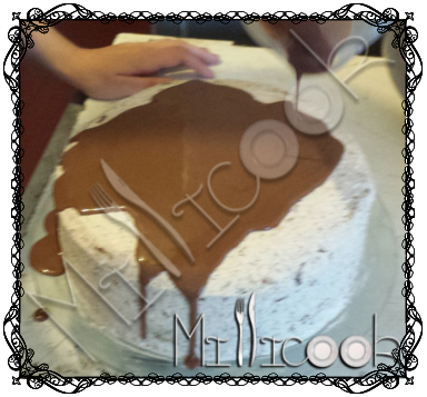 Layer cake Ferrero Rocher - déroulement  glaçage (3).png