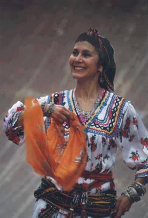 robe kabyle traditionnelle