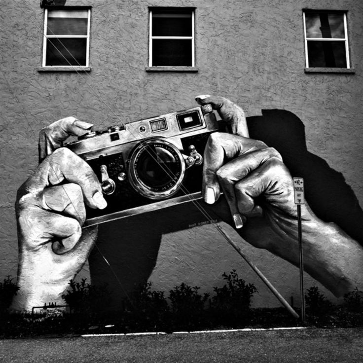 appareil photo dans mur.jpg