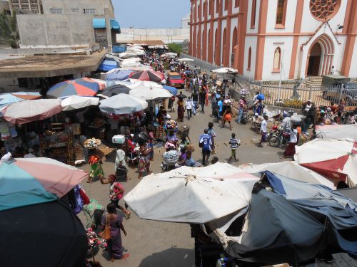 Visite du grand marché de Lomé (été 2014)