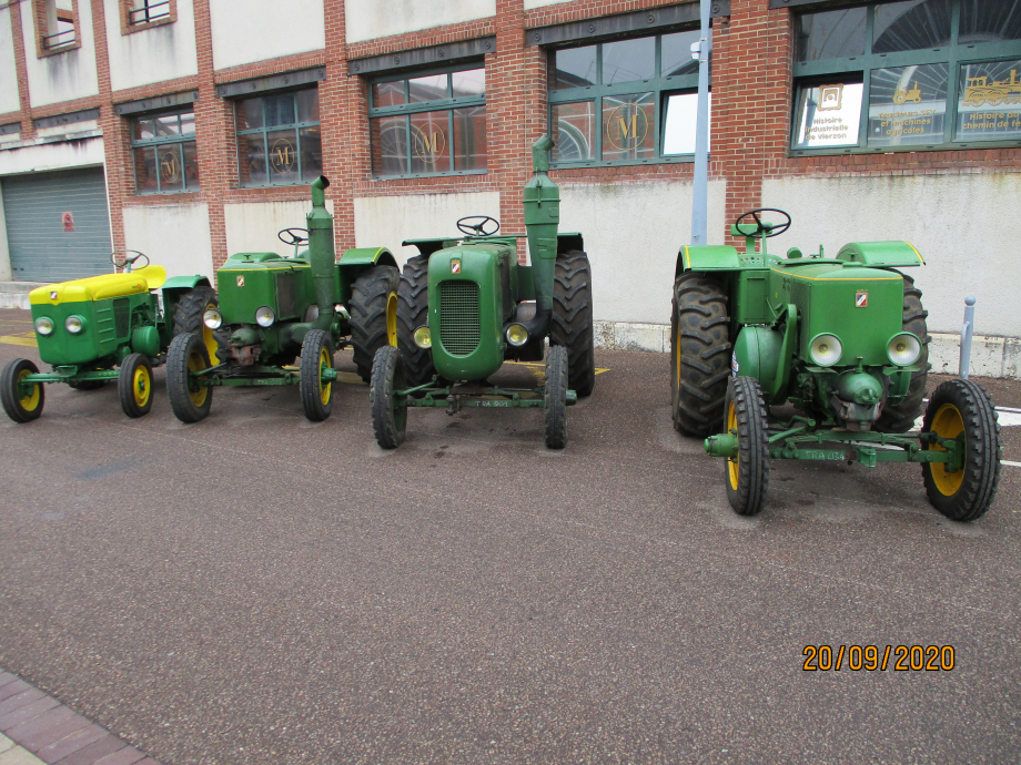 L'exposition de tracteurs SFV (1)