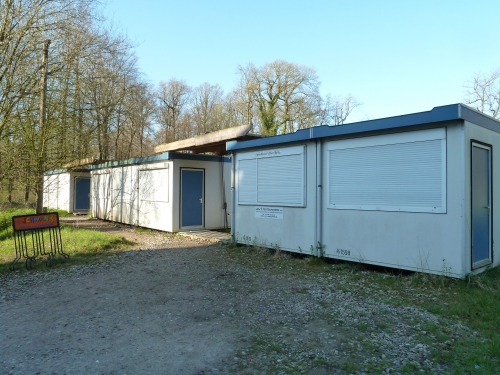 Waldorfschule - les classes-containers.JPG