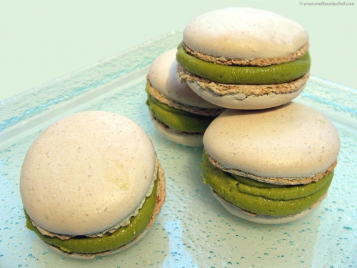 macaron-pistache-1200.jpg