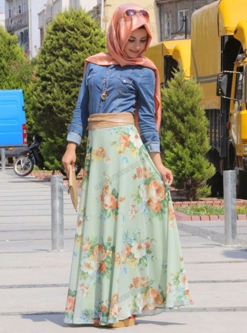 Hijab-moderne-2014-kayra-avec-robe.jpg