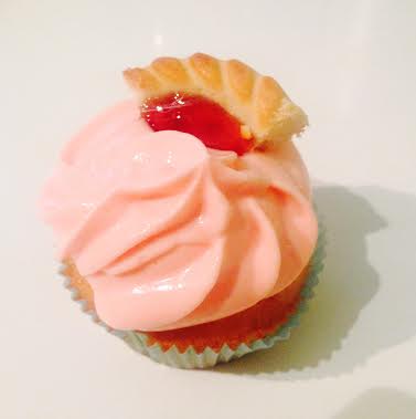 Cupcake fraise.jpg