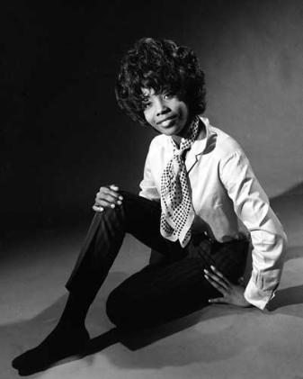 Millie Small-siting000004764863_169068s.jpg